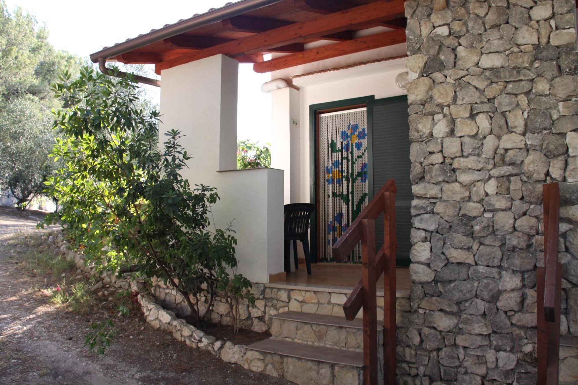 Residence Gli Stingi Vieste Exteriör bild